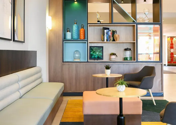 Holiday Inn & Suites Oakland - Airport By Ihg